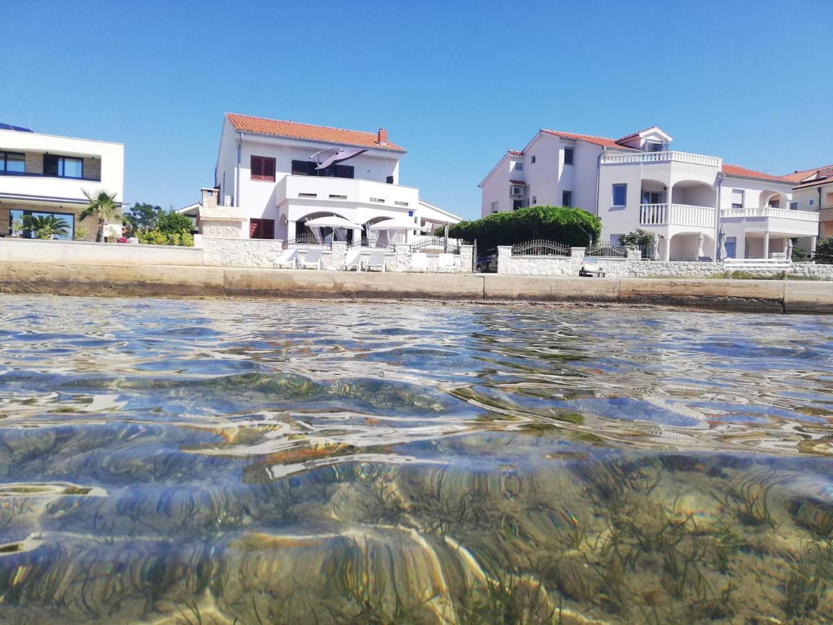 פריבלאקה Apartments Hrestak מראה חיצוני תמונה