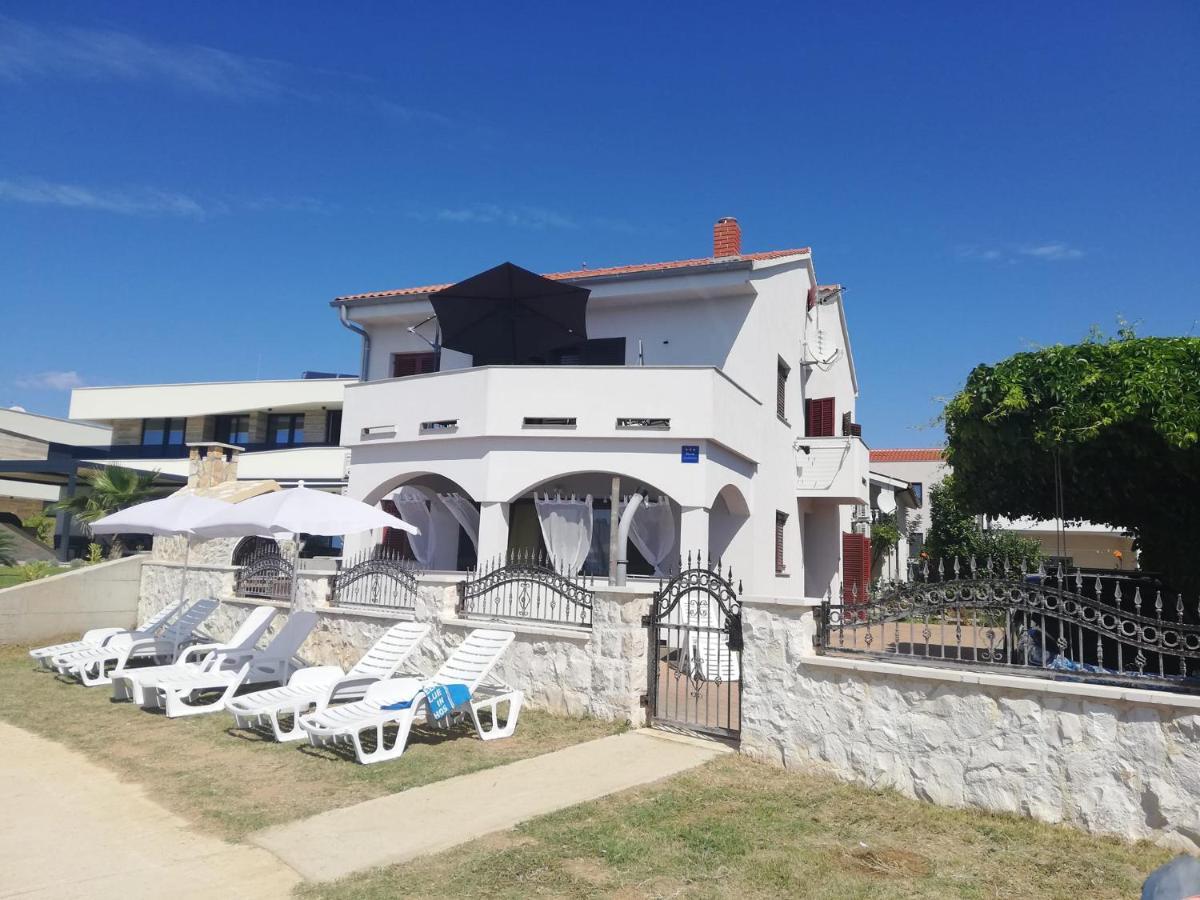 פריבלאקה Apartments Hrestak מראה חיצוני תמונה